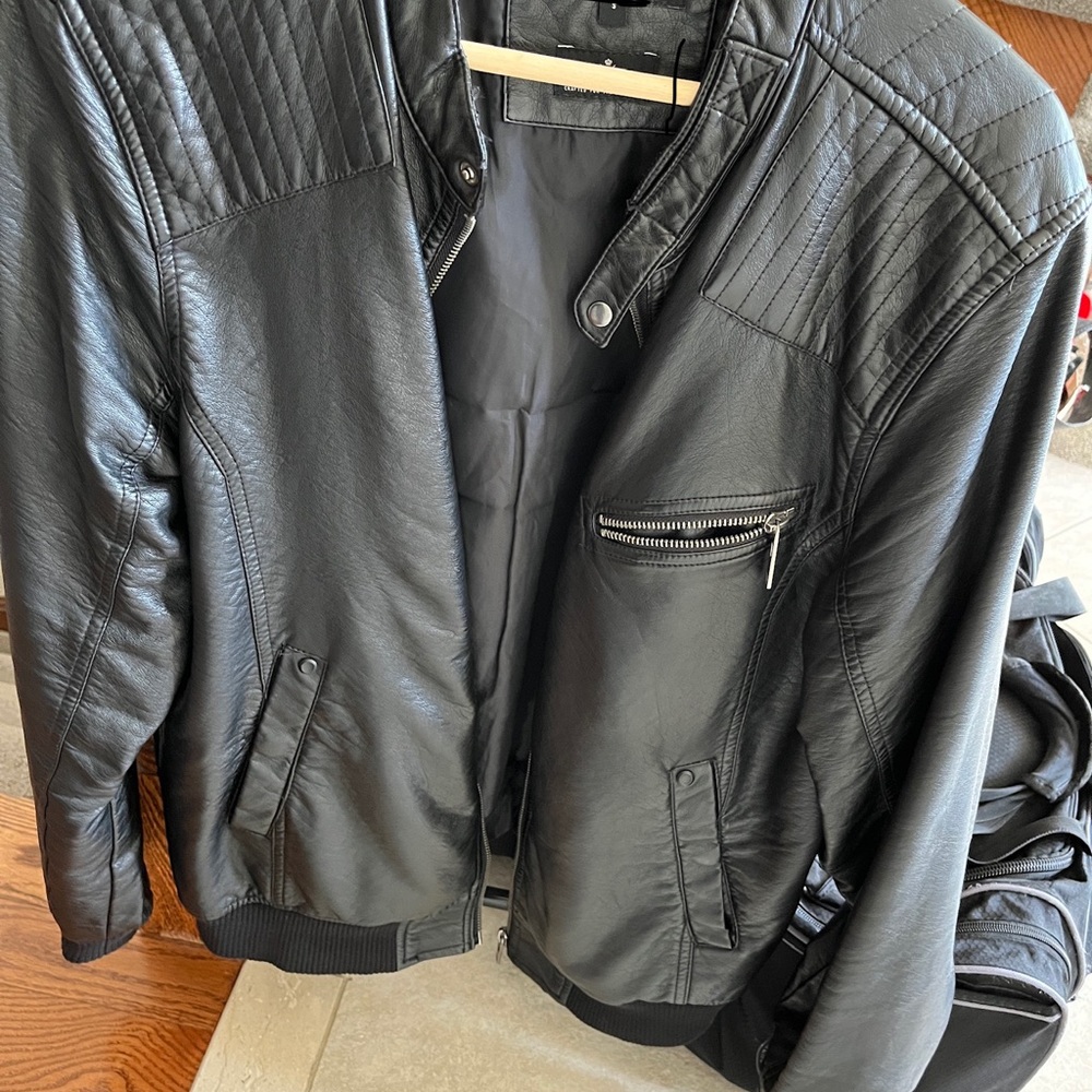 USA small leather jacket